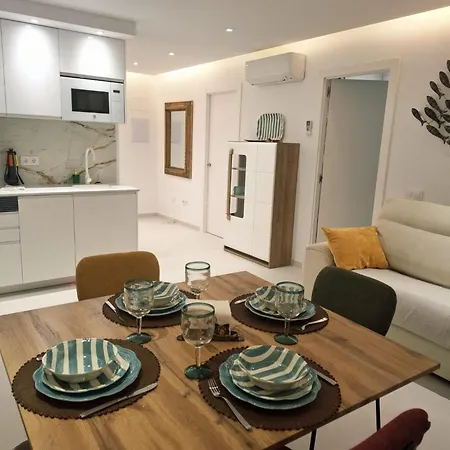 Apartmán Charming Paradise With Parking