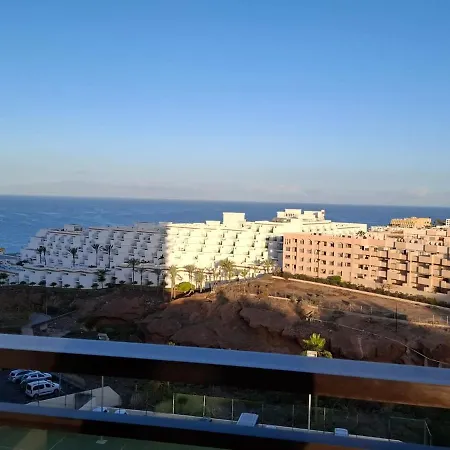 Charming Paradise With Parking